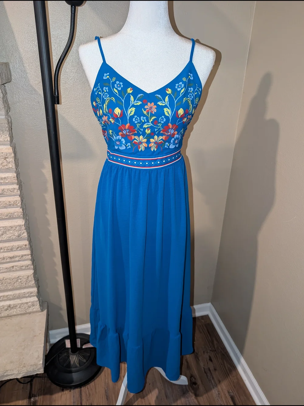Cupshe Small Blue Floral Embroidered Spaghetti Strap Swimsuit Dress